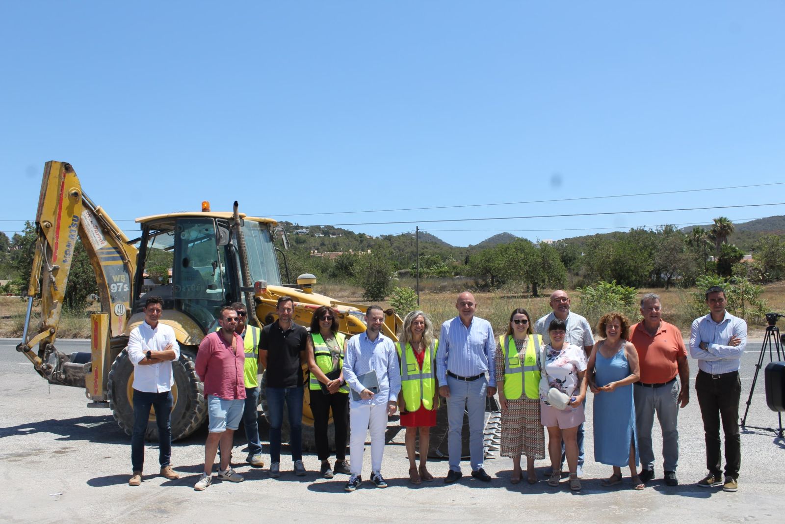 Iniciadas las obras de regeneración de Ca na Negreta que serán un “revulsivo para la zona, pacificando el entorno”