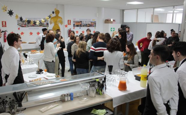 Abiertas las inscripciones para realizar cursos de docente de formación ocupacional y de operaciones básicas de restaurante y bar