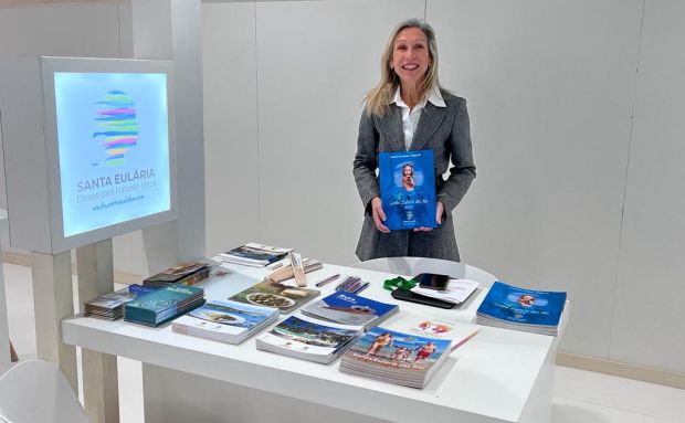 Santa Eulària des Riu presenta en Fitur 16 rutas de ‘snorkel’ submarinismo y cayac