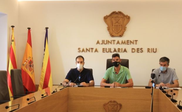 El nuevo servicio de estacionamiento regulado de Santa Eulària se pone en marcha el próximo 4 de octubre con la nueva gestión inteligente del parquin