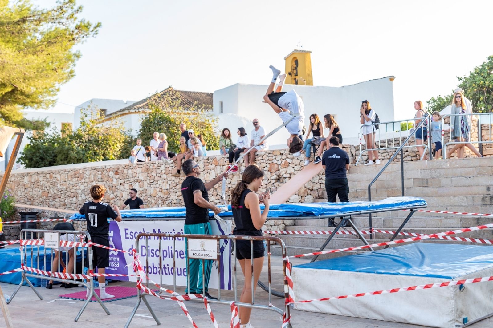 Actividades juveniles en Santa Gertrudis los viernes y los sábados por la tarde