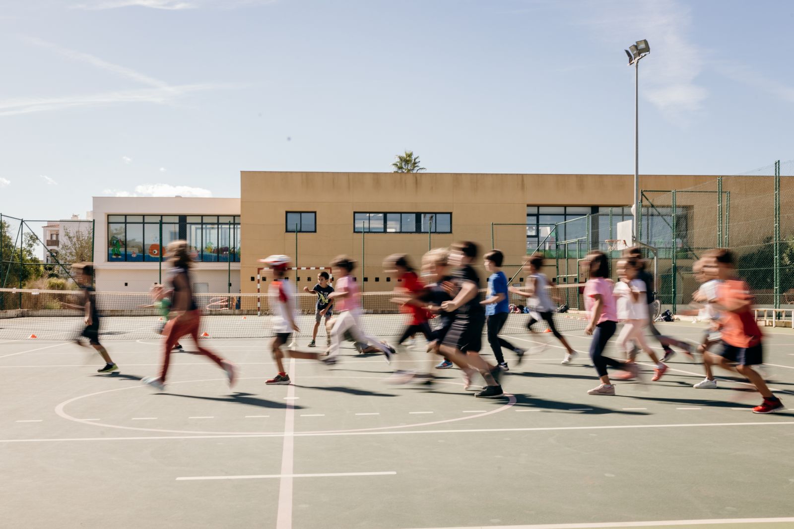 Abiertas las convocatorias para ayudas a actos deportivos, asociaciones de cultura tradicional y material escolar por algo más de 320.000 euros