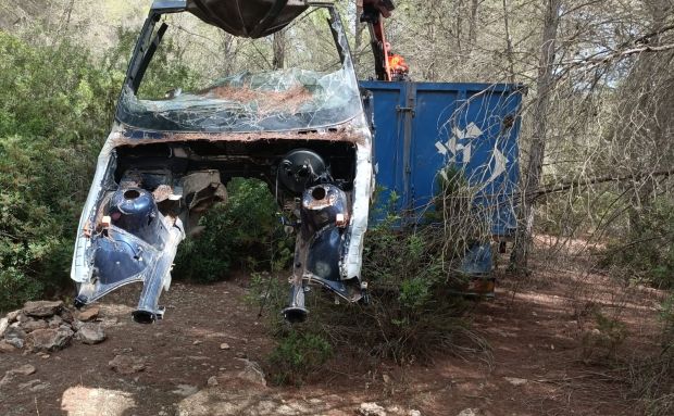 La Policía Local de Santa Eulària ha intervenido en 132 denuncias debido a asentamientos, acampadas y pernoctaciones en caravanas entre julio y agosto de 2022