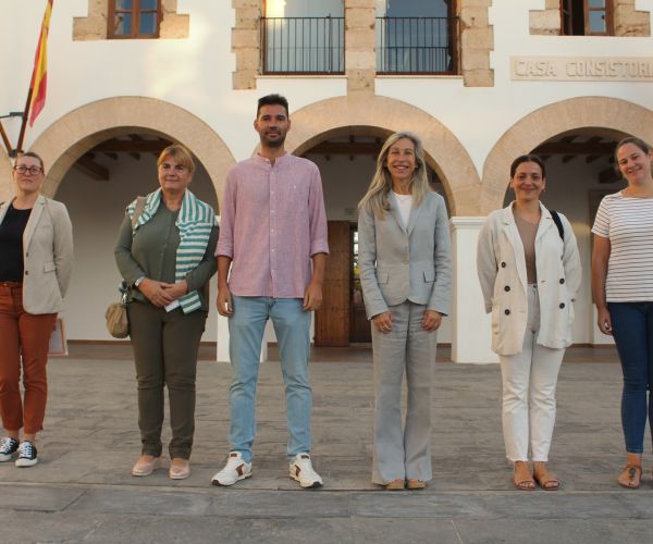 El Ayuntamiento de Santa Eulària des Riu incorpora una trabajadora social con el apoyo del IBDONA para combatir las violencias machistas