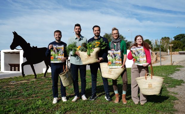 Santa Eulària estrena un mercado ecológico en Can Planetes