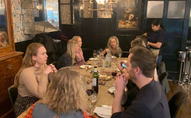 Santa Eulària trabaja en Londres con una decena de agencias para impulsarse como destino preferente entre clientes de calidad pero sin olvidar a las generalistas