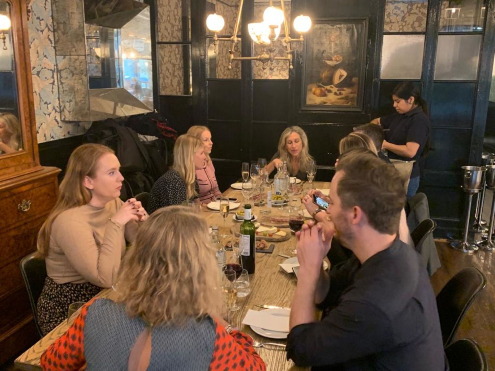 Santa Eulària trabaja en Londres con una decena de agencias para impulsarse como destino preferente entre clientes de calidad pero sin olvidar a las generalistas