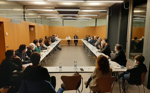 Santa Eulària firma los convenios de cesión de instalaciones y las ayudas a los clubes por valor de más de 142.000 euros para las escuelas deportivas de la temporada 2021-22